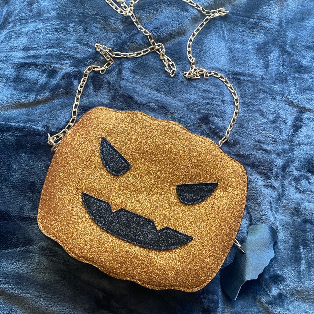 Pumpkin purse